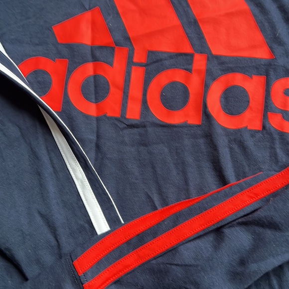NEW! Boys, Adidas top new size extra large - Picture 4 of 4